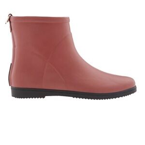 Alice + Whittles Minimalist Ankle Boot